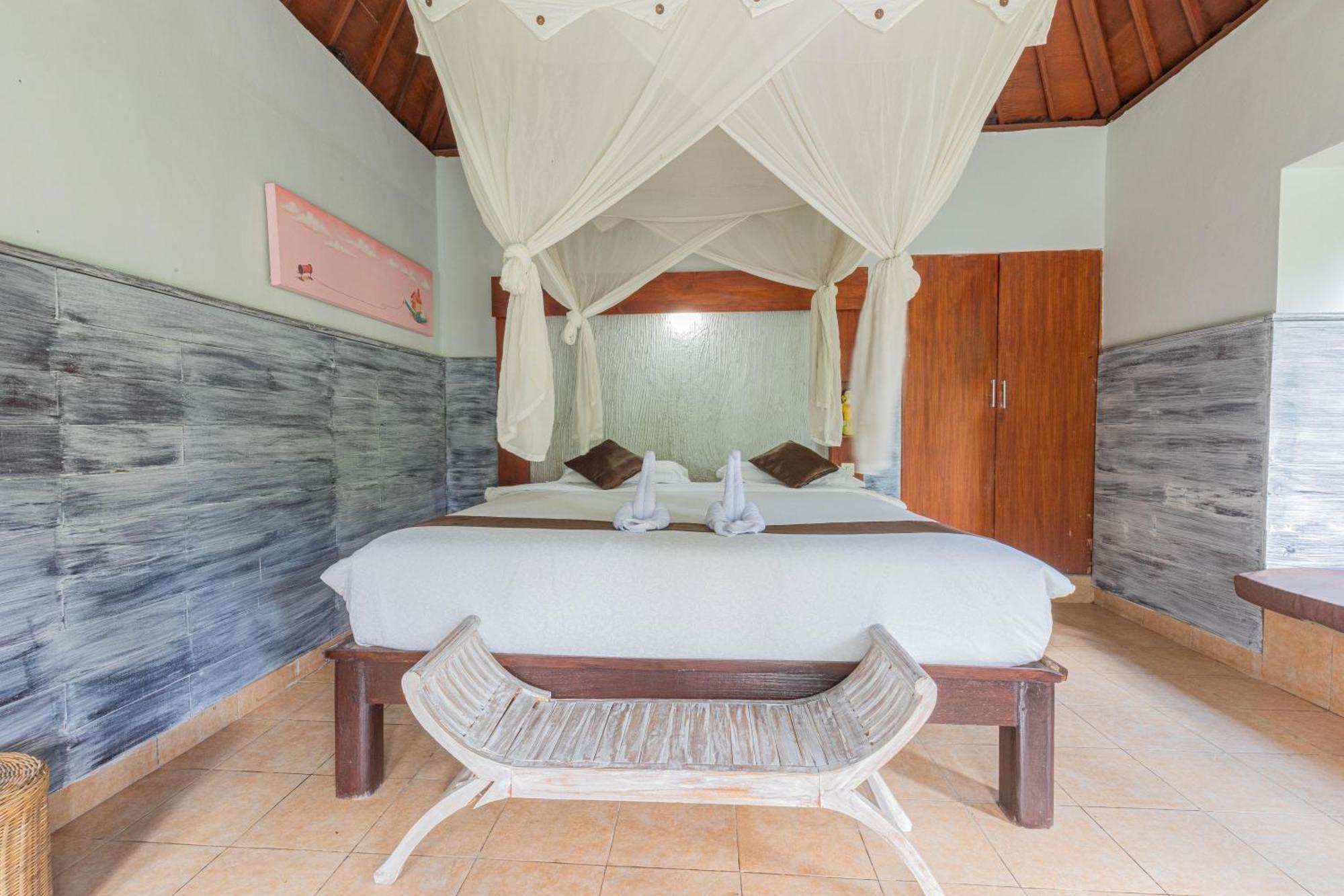 The Tanis Resort